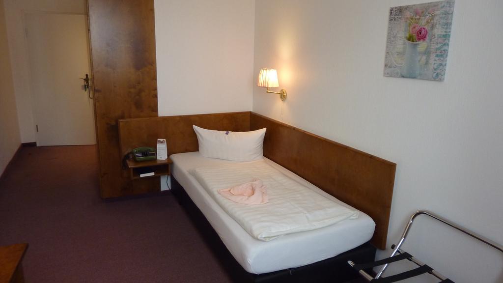 Heidehotel Herrenbruecke Fassberg Room photo