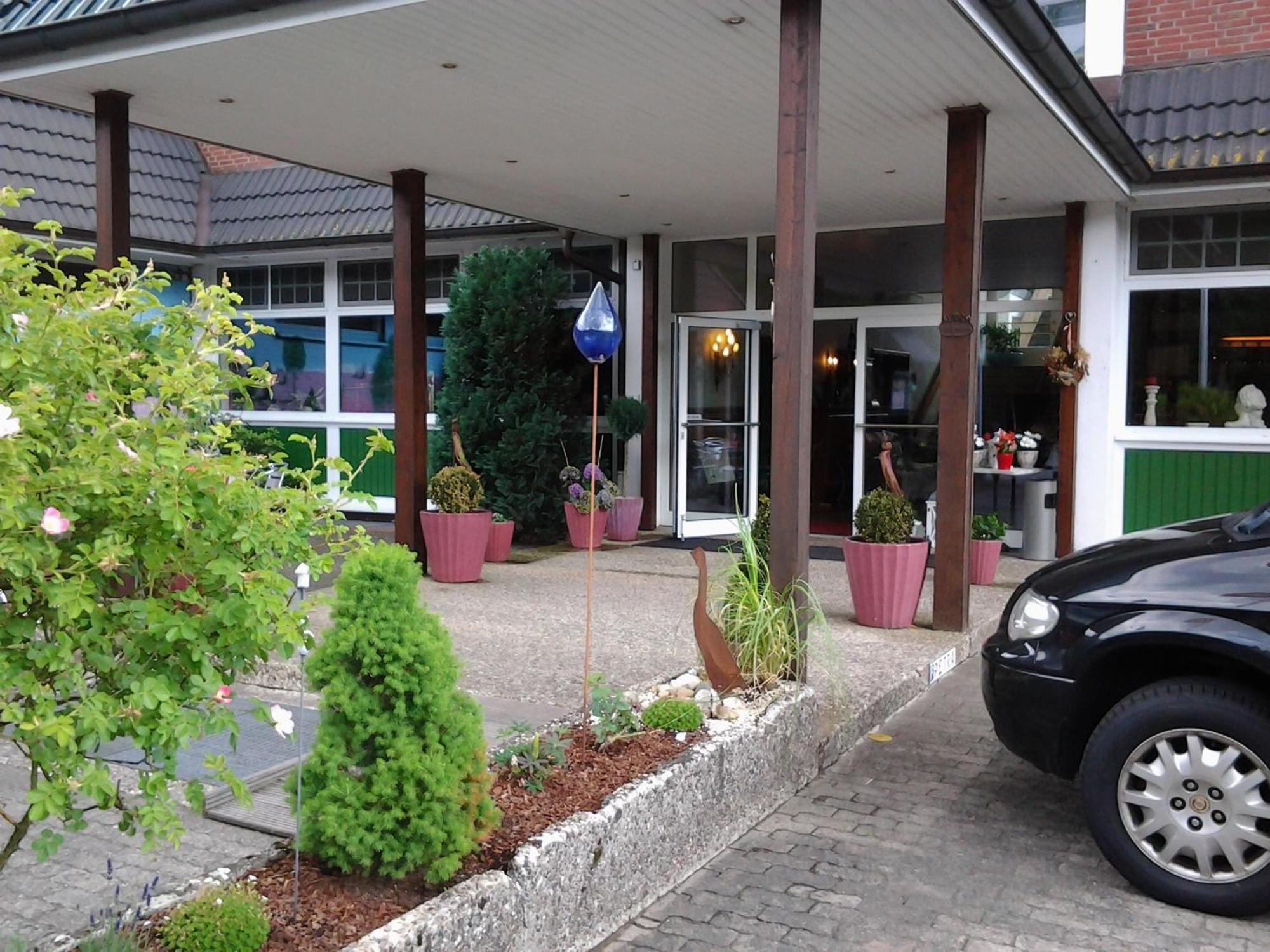 Heidehotel Herrenbruecke Fassberg Exterior photo